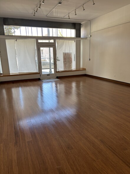 5831-5833 San Pablo Ave, Emeryville, CA for rent - Building Photo - Image 3 of 11