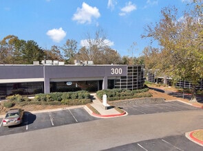 7840 Roswell Rd, Sandy Springs, GA for rent Building Photo- Image 2 of 5