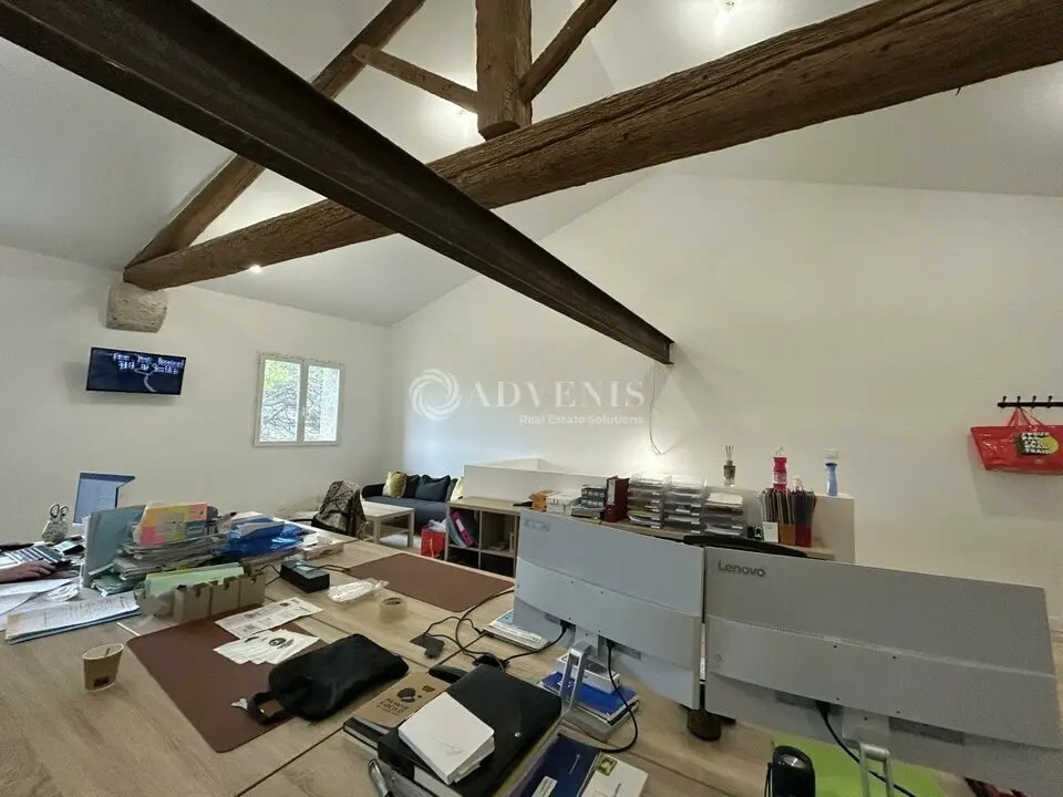Vente Bureaux 195 m² - Photo 1