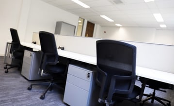 Kelvin Clos, Warrington to rent Interior Photo- Image 2 of 2