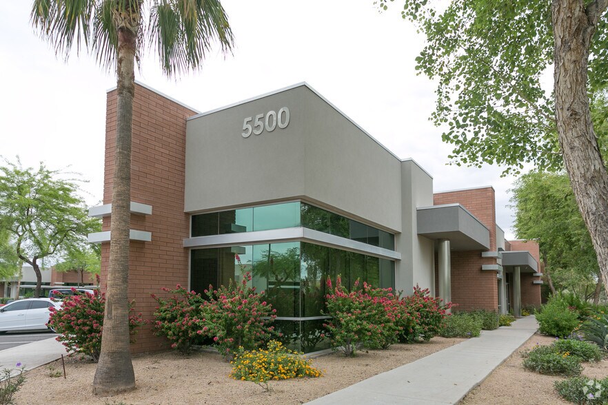 5500 W Chandler Blvd, Chandler, AZ for sale - Primary Photo - Image 1 of 29