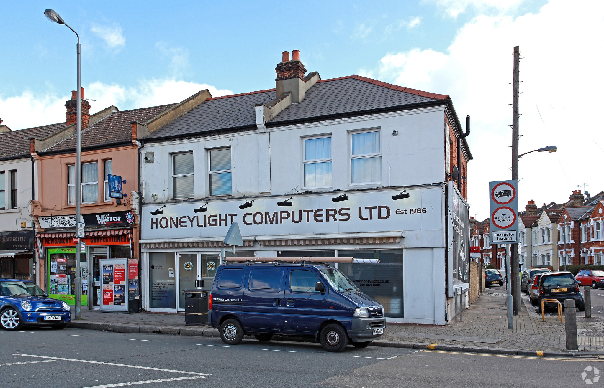 741-743 Garratt Ln, London for sale Primary Photo- Image 1 of 1