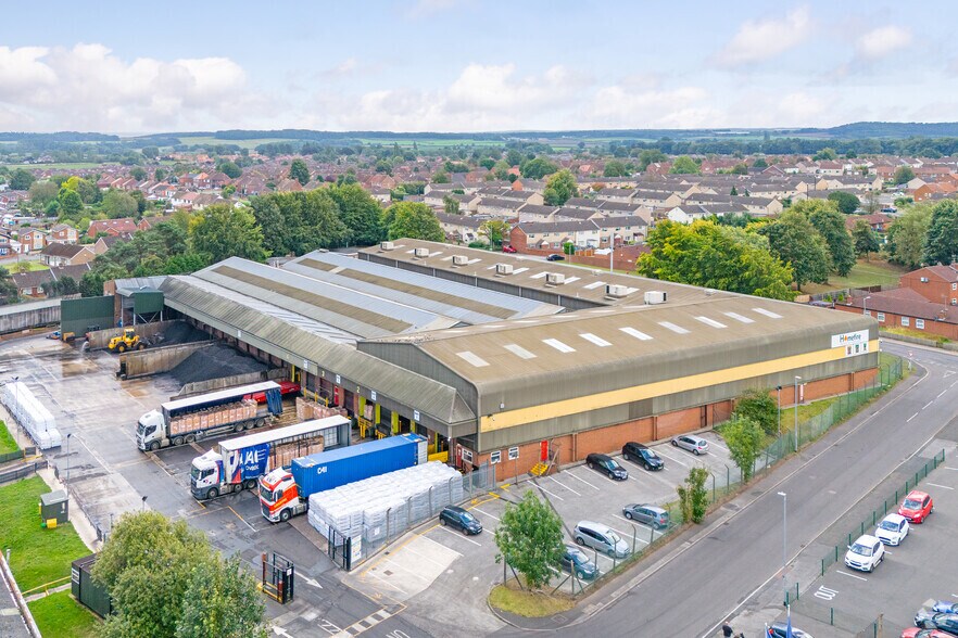 Lawn Rd, Worksop for sale - Primary Photo - Image 1 of 1