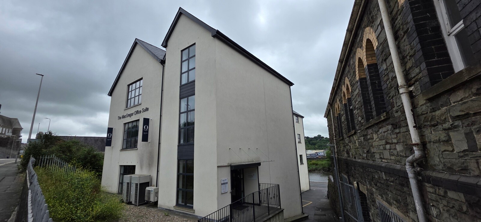 The Quay, Carmarthen to rent Primary Photo- Image 1 of 7