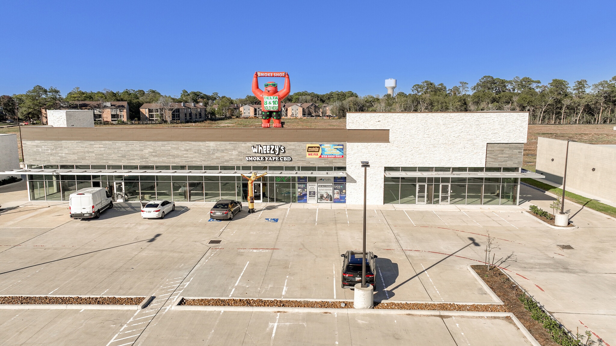 650 W Rankin Rd, Houston, TX to rent Building Photo- Image 1 of 25