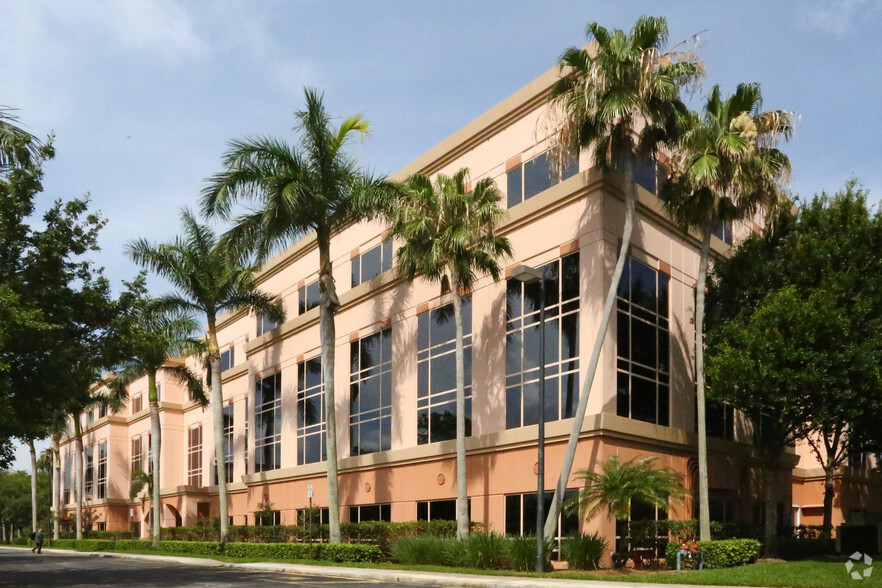 1600 Sawgrass Corporate Pky, Sunrise, FL for rent - Building Photo - Image 3 of 5