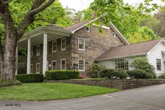 14257 Lincoln Hwy, Everett, PA for sale Primary Photo- Image 1 of 1