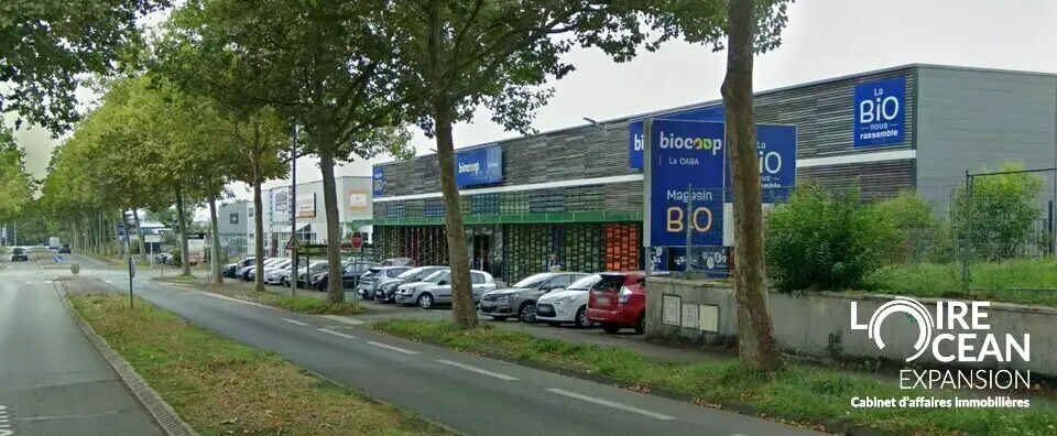 Retail in Angers for sale - Building Photo - Image 3 of 4