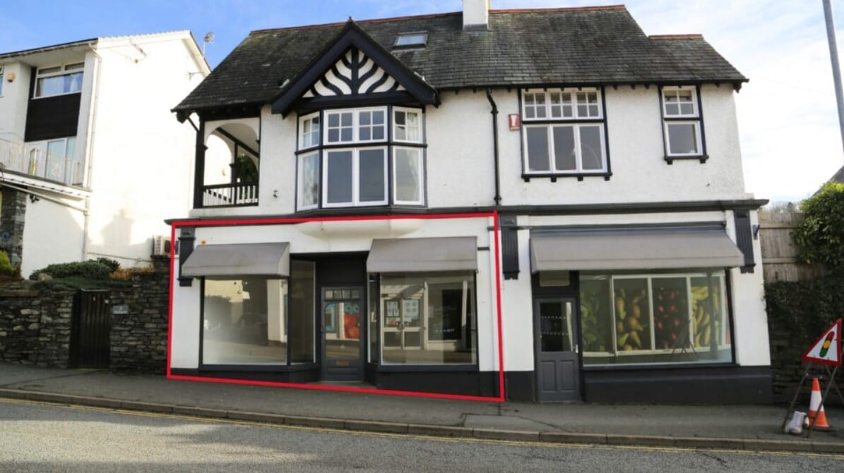 5-7 Lake View Villas, Windermere to rent Primary Photo- Image 1 of 6