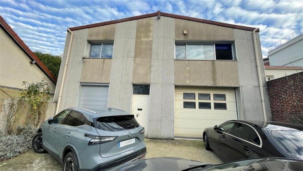 Light Industrial in Romainville for sale - Building Photo - Image 1 of 5