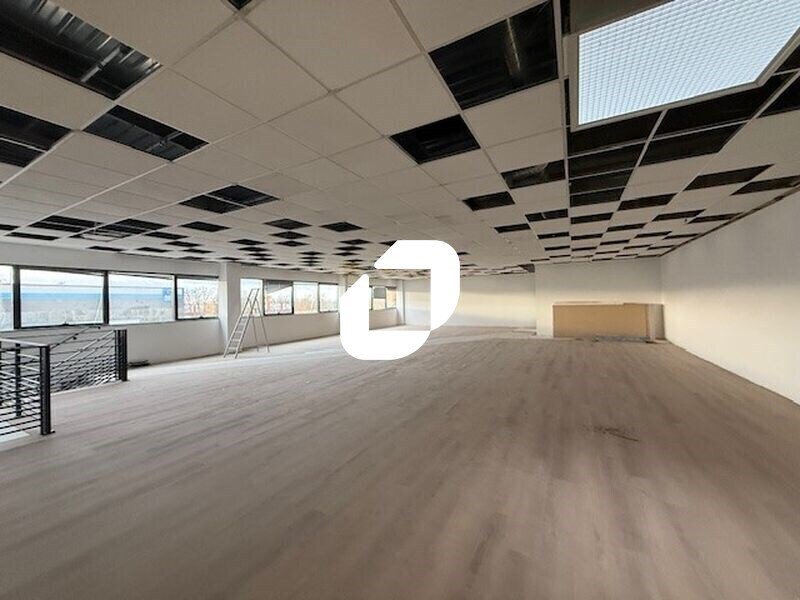 42 Rue Constantin Pecqueur, Taverny to rent Interior Photo- Image 1 of 14