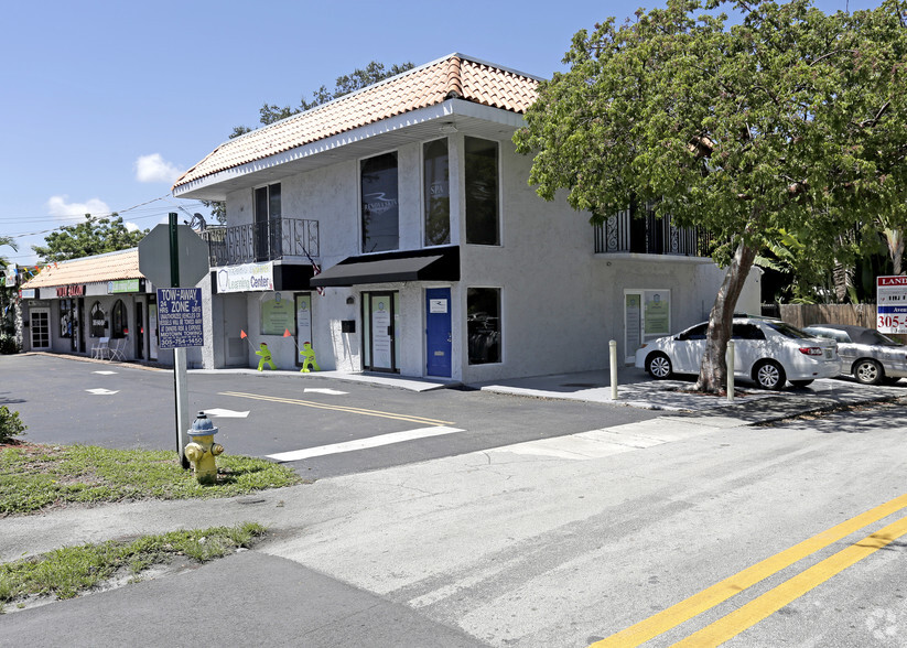 18050 W Dixie Hwy, North Miami Beach, FL for sale - Primary Photo - Image 1 of 1