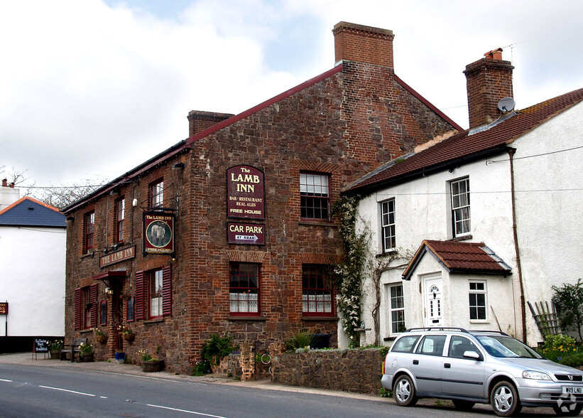 Lamb Inn, Exeter for rent - Primary Photo - Image 1 of 1