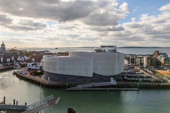 More details for East St, Portsmouth - Office for Sale