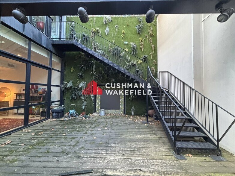 Office in Toulouse for sale - Building Photo - Image 2 of 12