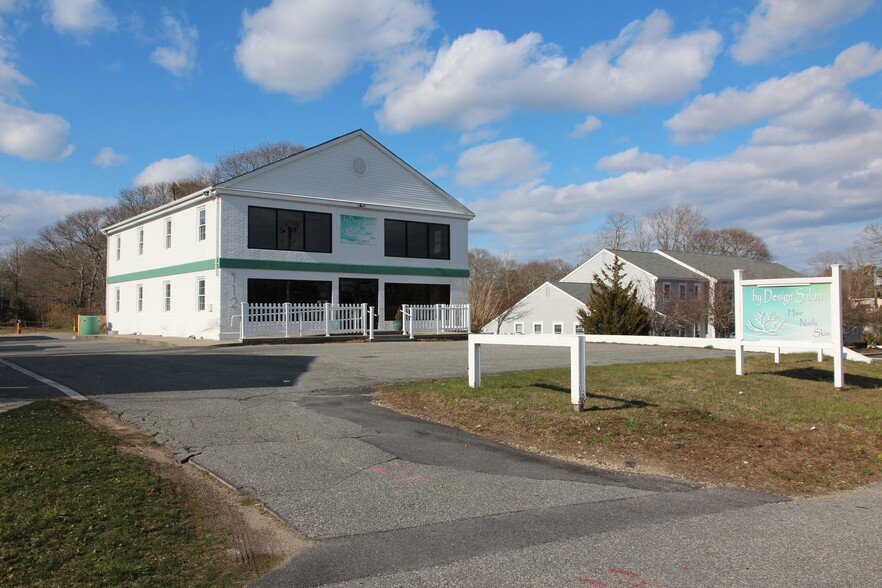 112 W Main St, Hyannis, MA for sale - Building Photo - Image 1 of 1