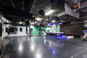 2200 Fletcher Ave, Fort Lee, NJ to rent Interior Photo- Image 1 of 24