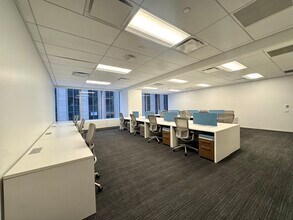 1185 Avenue of the Americas, New York, NY to rent Building Photo- Image 2 of 7