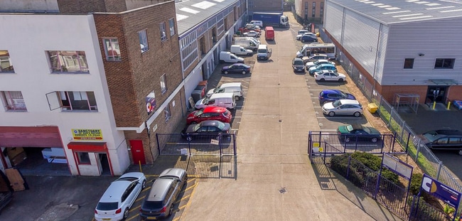 More details for Bond Rd, Mitcham - Industrial to Rent