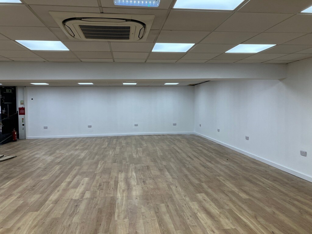 30-30A London St, Swaffham to rent Building Photo- Image 1 of 3