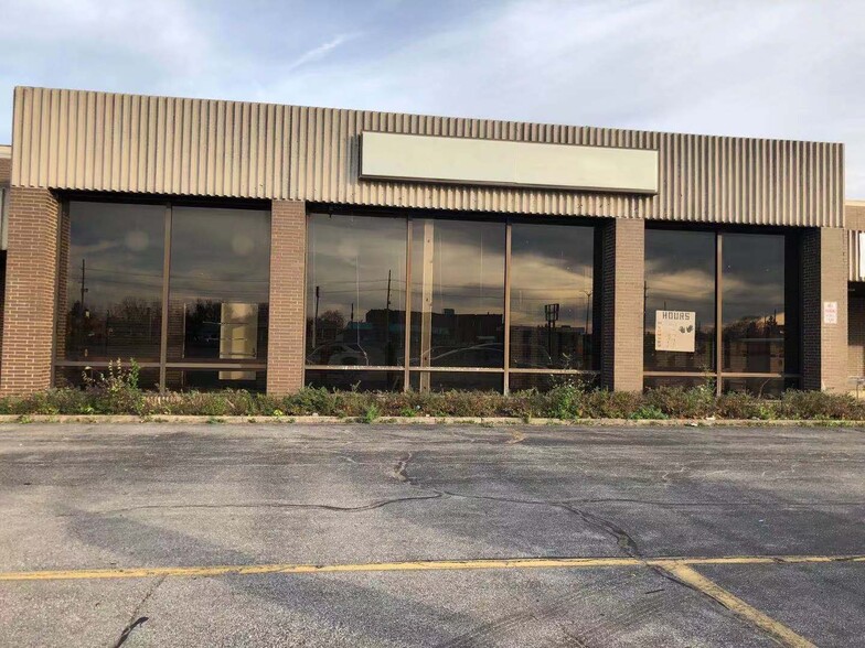 2300 S Hamilton Rd, Columbus, OH for rent - Building Photo - Image 1 of 13