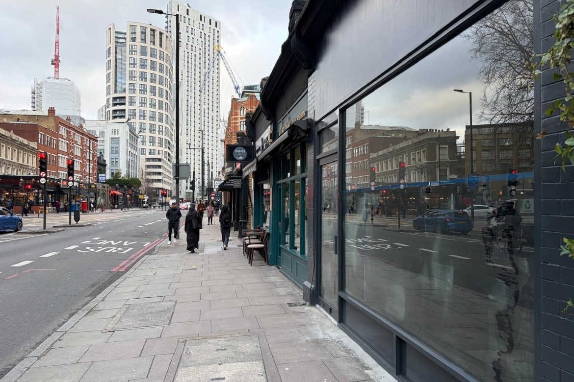 218 City Rd, London to rent Building Photo- Image 1 of 4