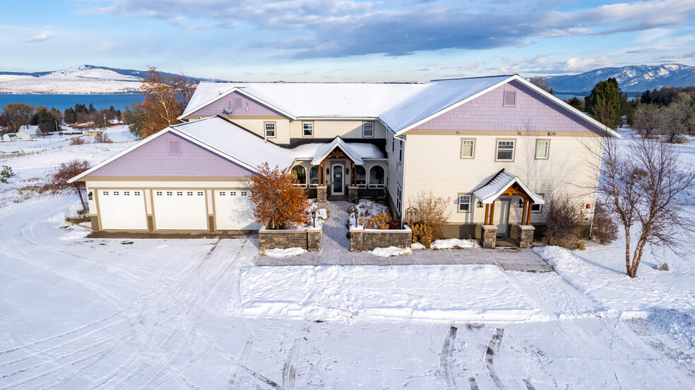 1303 Hillcrest Dr, Polson, MT for sale - Primary Photo - Image 1 of 1