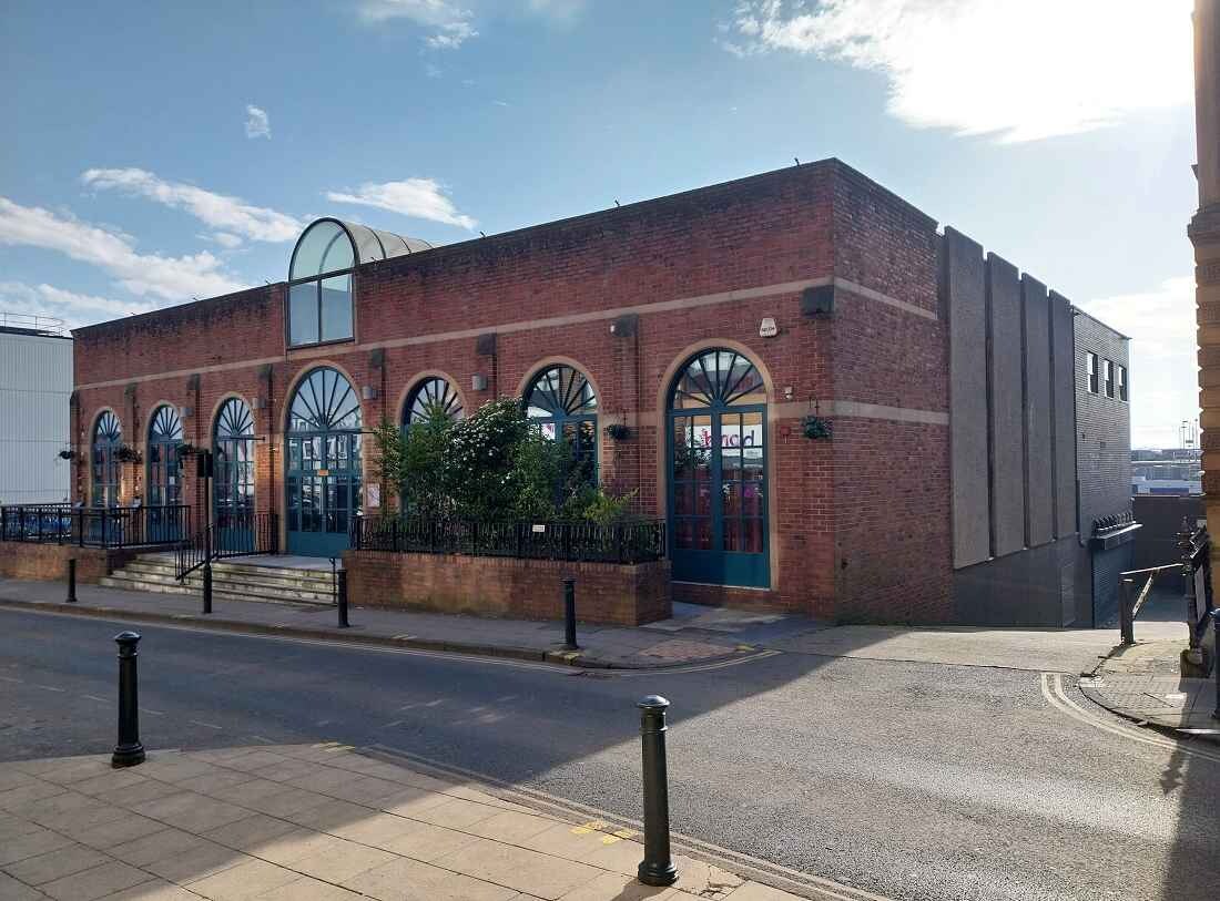 49 King St, Wigan to rent Primary Photo- Image 1 of 10