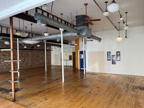 3044 N Lincoln Ave, Chicago, IL for rent Building Photo- Image 1 of 6