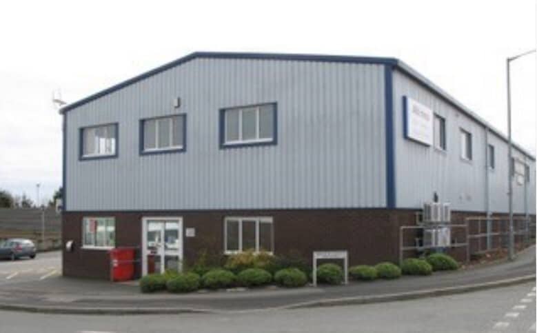 Kingsmill Rd, Saltash to rent - Primary Photo - Image 1 of 2