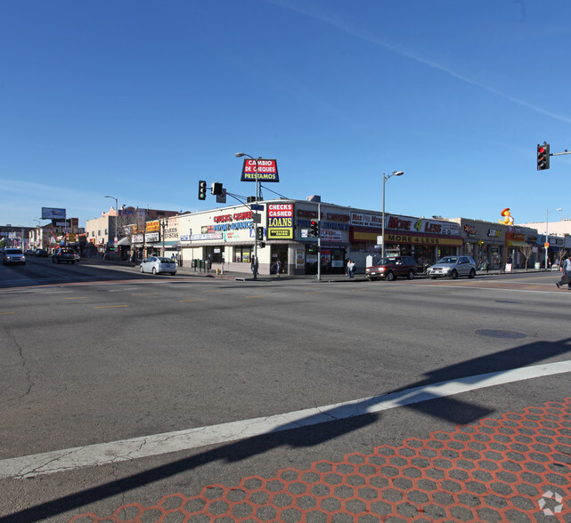 701 Alvarado St, Los Angeles, CA for rent - Primary Photo - Image 1 of 9