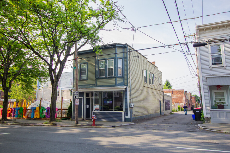 84 Ferry St, Troy, NY for rent - Building Photo - Image 1 of 9