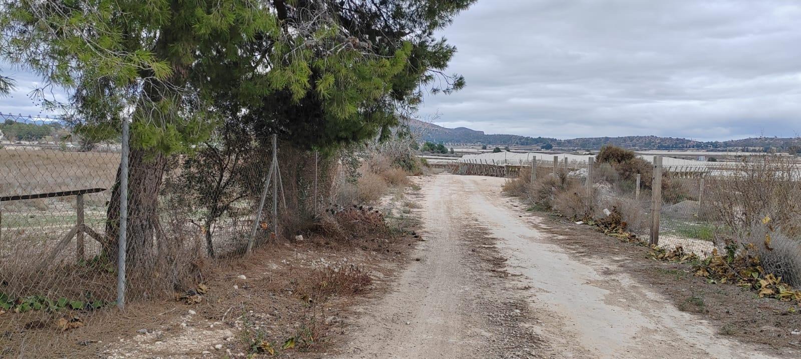 Land in Monforte del Cid, Alicante for sale Building Photo- Image 1 of 10
