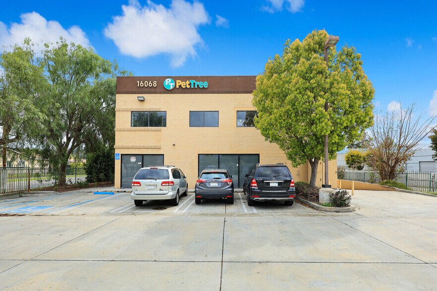 16068 Kaplan Ave, City Of Industry, CA for rent - Building Photo - Image 2 of 61