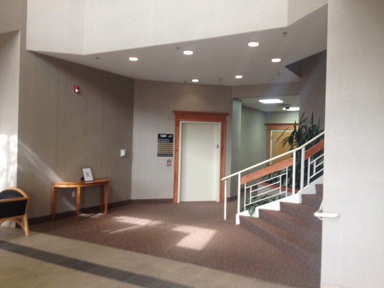 1220 Broadcasting Rd, Wyomissing, PA for sale - Building Photo - Image 1 of 1