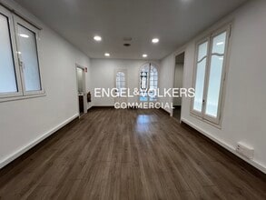 Office in Barcelona, Barcelona to rent Interior Photo- Image 2 of 19