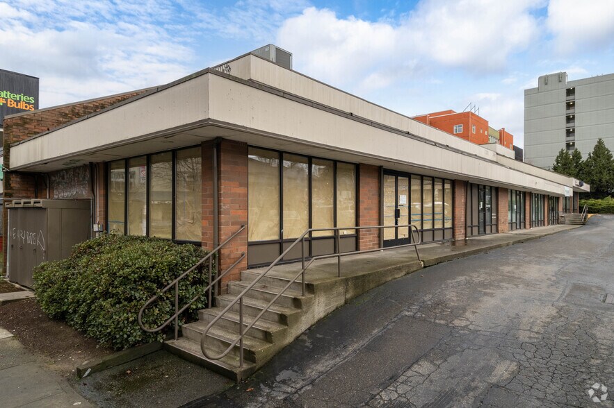 540 Northgate Way, Seattle, WA for rent - Building Photo - Image 1 of 4