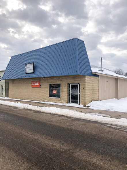 1215 Railroad Ave, Prentice, WI for sale - Primary Photo - Image 1 of 1