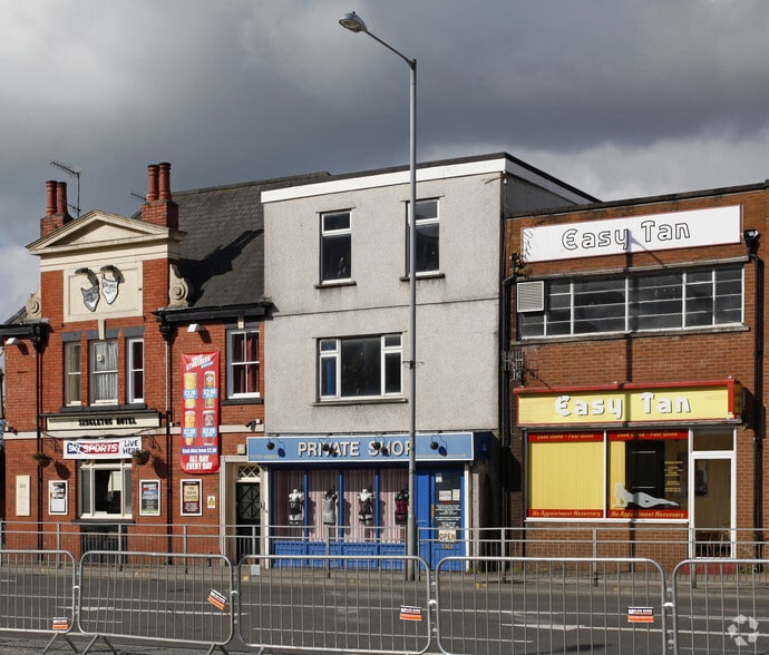 3 Dillwyn St, Swansea to rent - Building Photo - Image 2 of 3