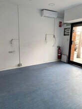 Retail in Sant Feliu de Llobregat, Barcelona to rent Interior Photo- Image 1 of 6