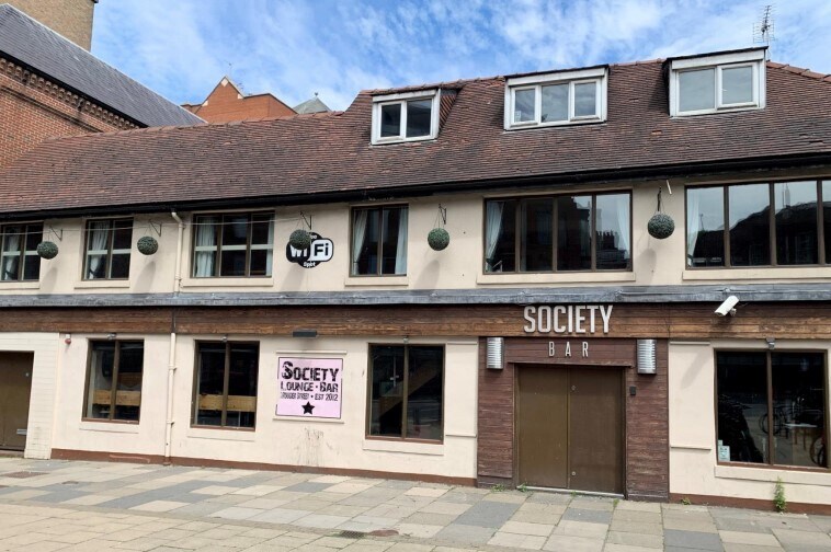 1 Rougier St, York for sale Primary Photo- Image 1 of 1
