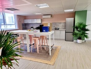 79-80 Blackfriars Rd, London to rent Interior Photo- Image 2 of 4