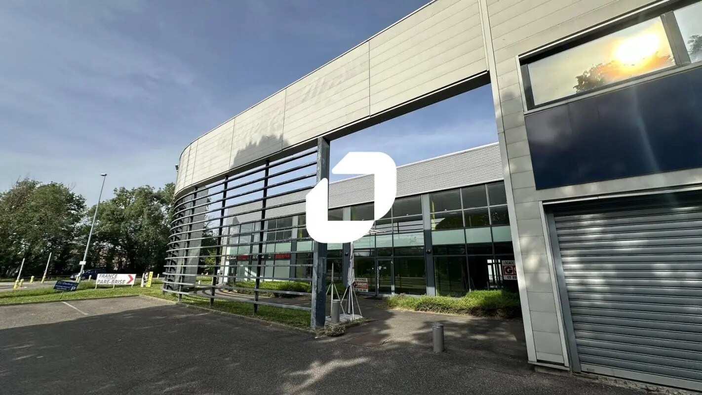 9 Rue Pierre Et Marie Curie, Ostwald to rent Building Photo- Image 1 of 16