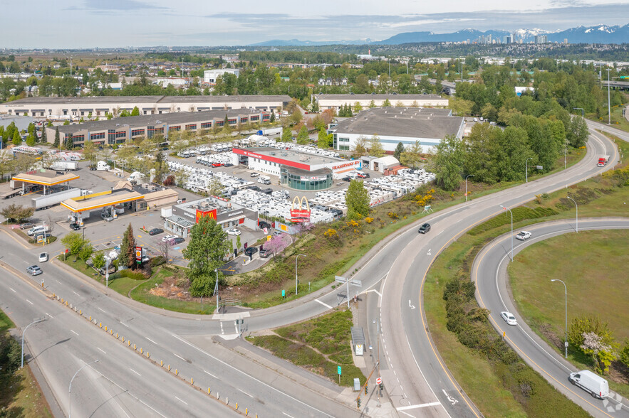 747 Cliveden Pl, Delta, BC for rent - Building Photo - Image 3 of 15