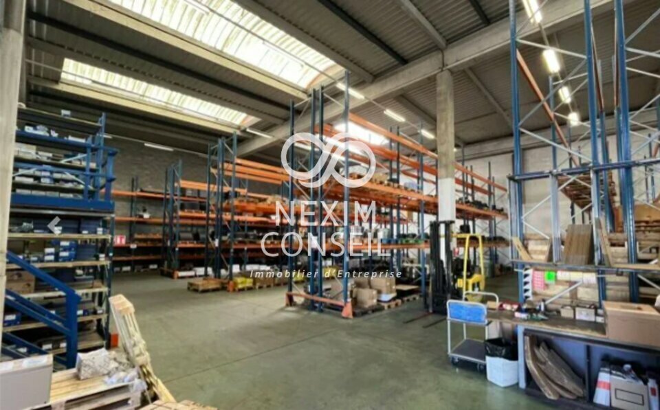 Light Industrial in Gennevilliers to rent Interior Photo- Image 1 of 4