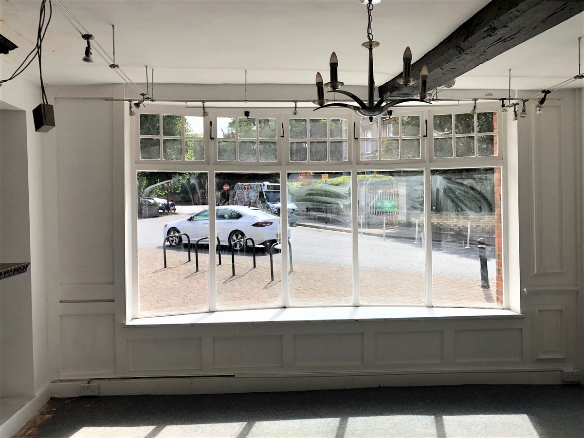 1-3 High St, Leighton Buzzard, BDF LU7 1DP - Unit 1B - - Interior Photo - Image 2 of 3