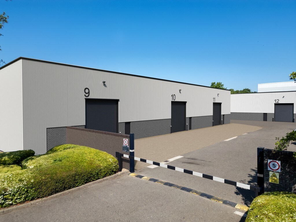 Dawson Rd, Milton Keynes to rent Building Photo- Image 1 of 3