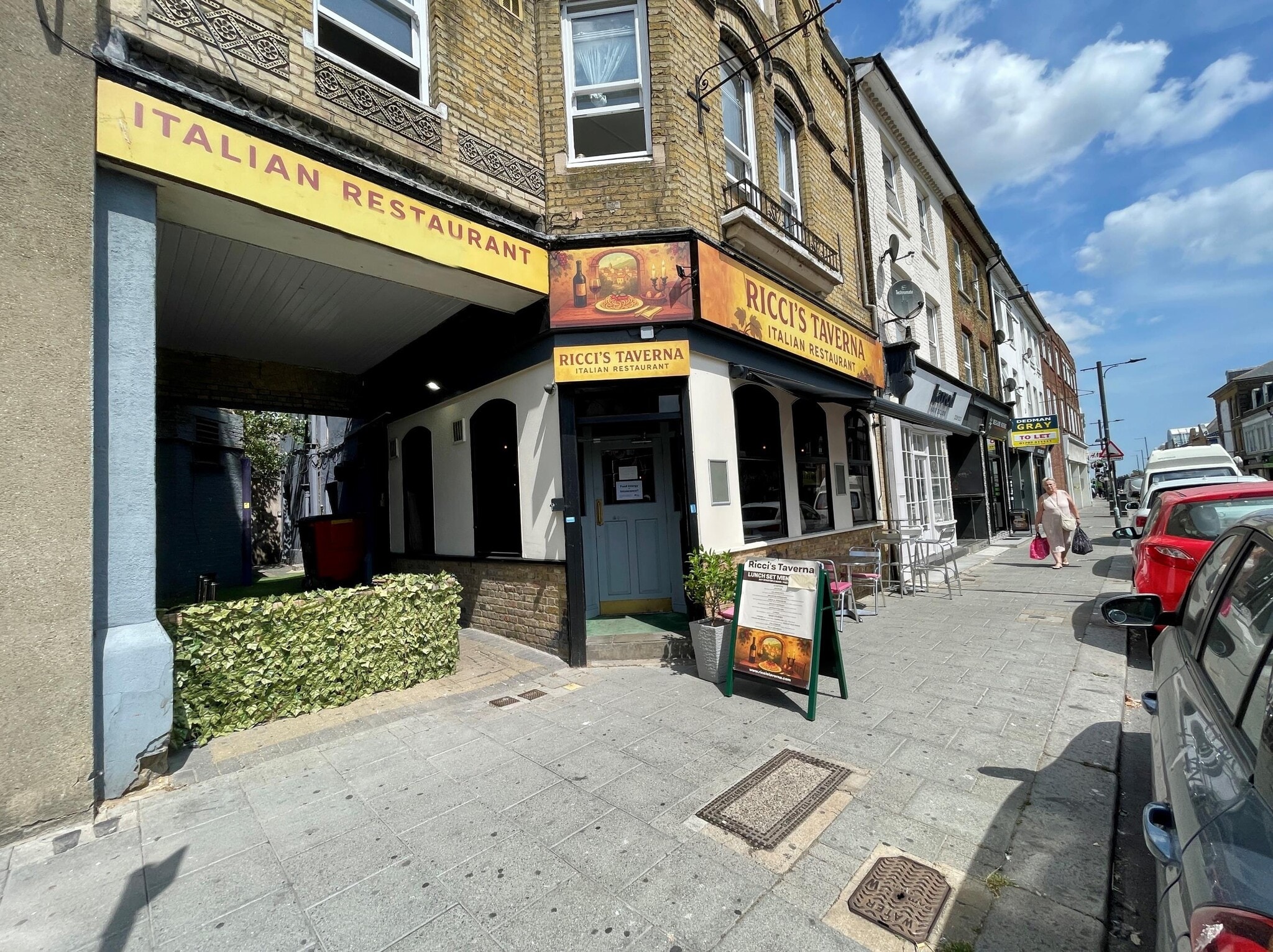 20 Alexandra St, Southend On Sea to rent Building Photo- Image 1 of 6