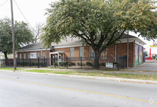 4422 Live Oak St, Dallas, TX for rent Primary Photo- Image 1 of 20