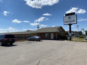 1607 N Lacrosse St, Rapid City, SD for sale Building Photo- Image 1 of 1